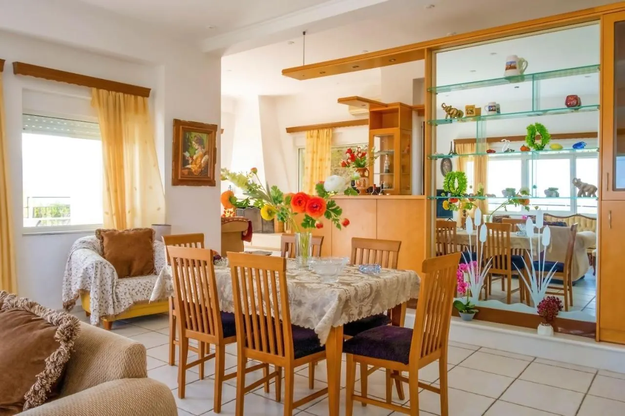Villa Afroditi In Chania Near Airport With Private Pool, Free Wi-Fi, Souda Bay Views, Garden Oasis Kounoupidhiana