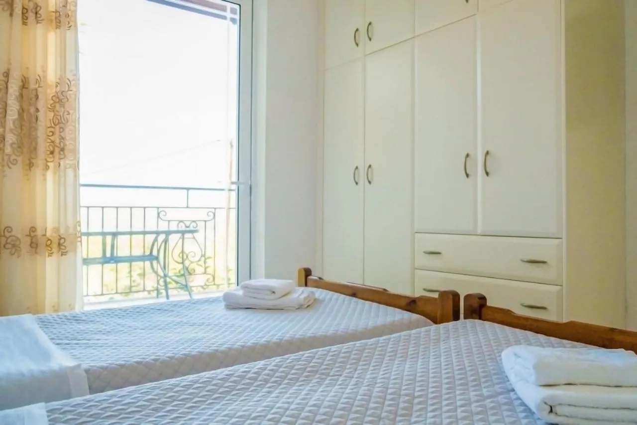 Villa Afroditi In Chania Near Airport With Private Pool, Free Wi-Fi, Souda Bay Views, Garden Oasis Kounoupidhiana