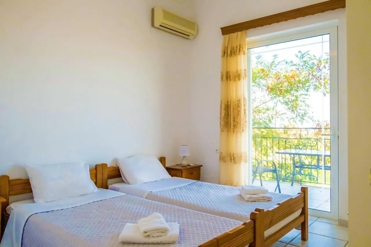 Villa Afroditi In Chania Near Airport With Private Pool, Free Wi-Fi, Souda Bay Views, Garden Oasis Kounoupidhiana 0*,