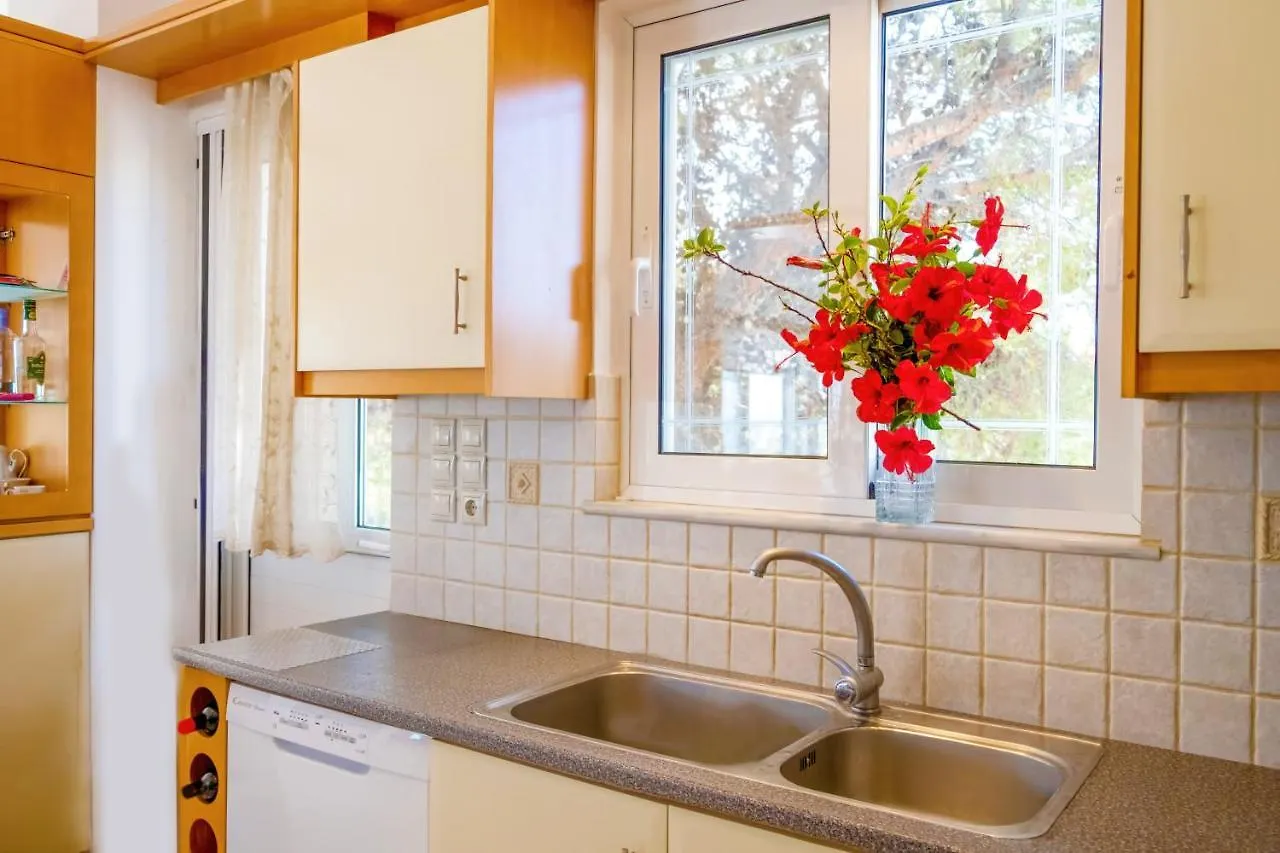 Villa Afroditi In Chania Near Airport With Private Pool, Free Wi-Fi, Souda Bay Views, Garden Oasis Kounoupidhiana Greece