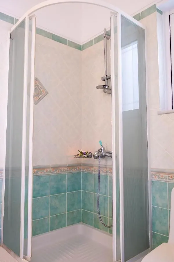 Villa Afroditi In Chania Near Airport With Private Pool, Free Wi-Fi, Souda Bay Views, Garden Oasis Kounoupidhiana